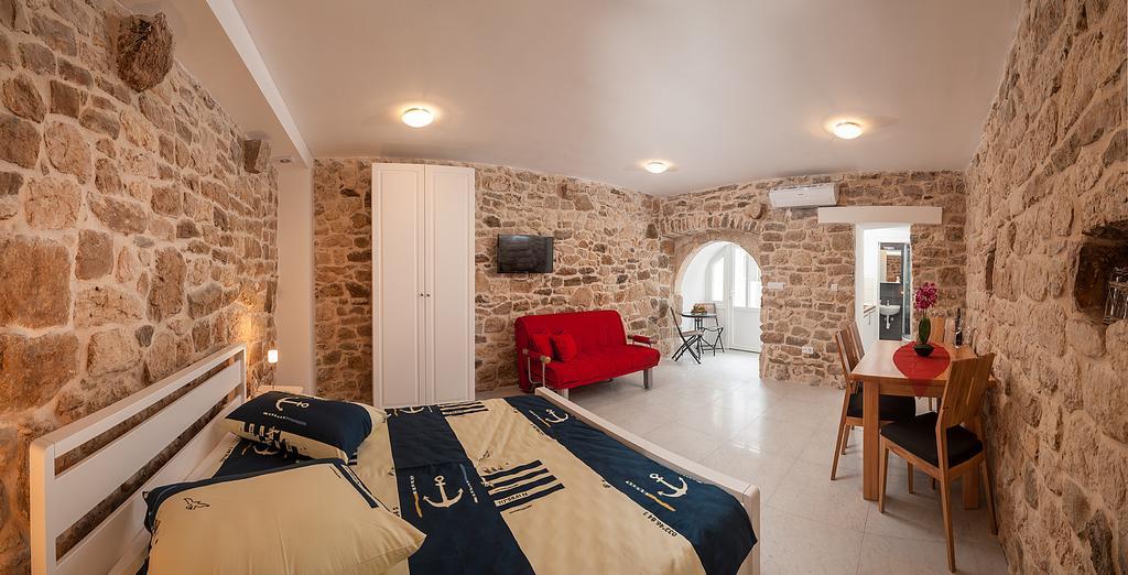 Apartments Marta Baška Voda Rom bilde